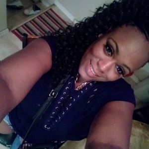 Meet your Posher, Anitra